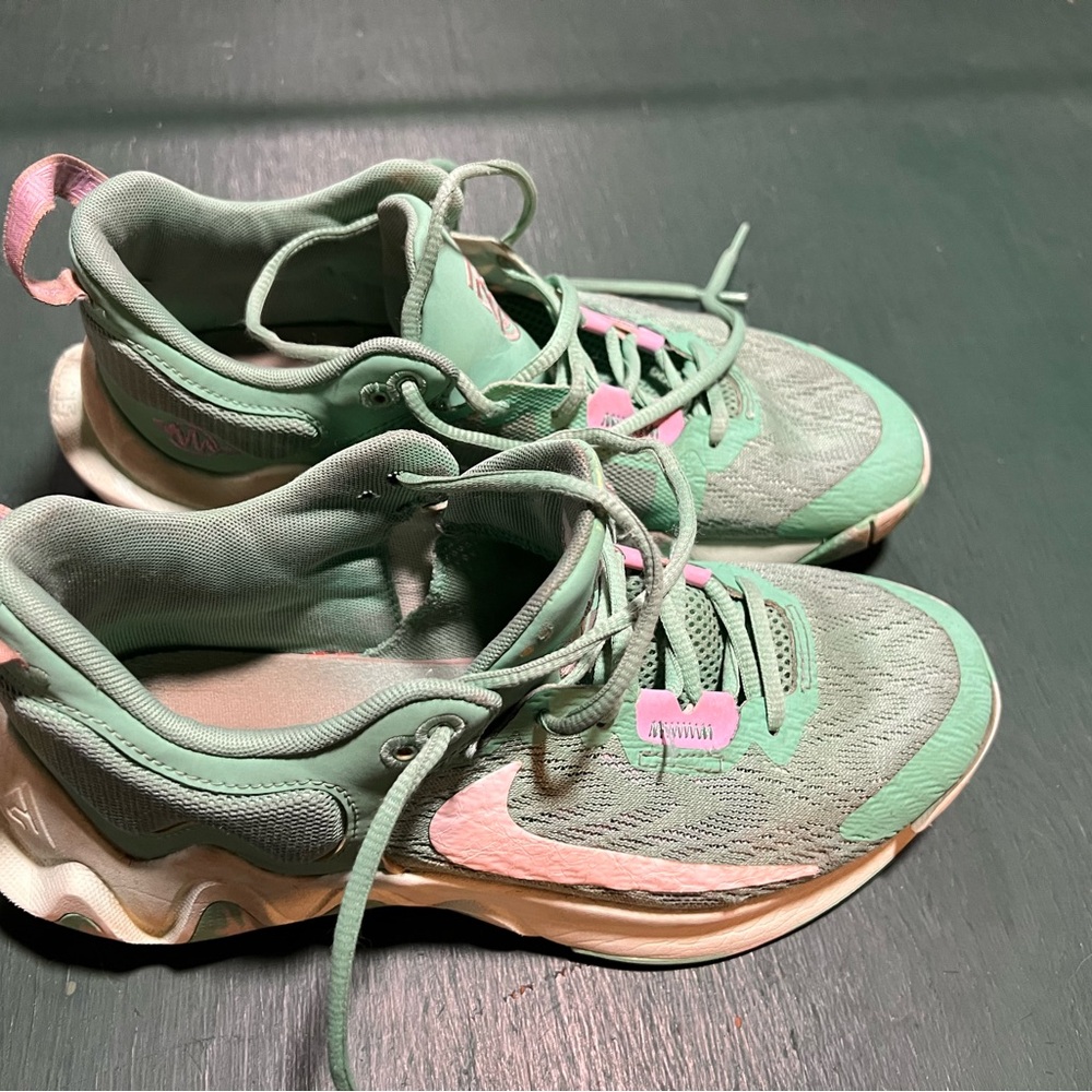Nike Mint Green and Pink Athletic Shoes